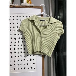 Brandy Melville collard cropped button top